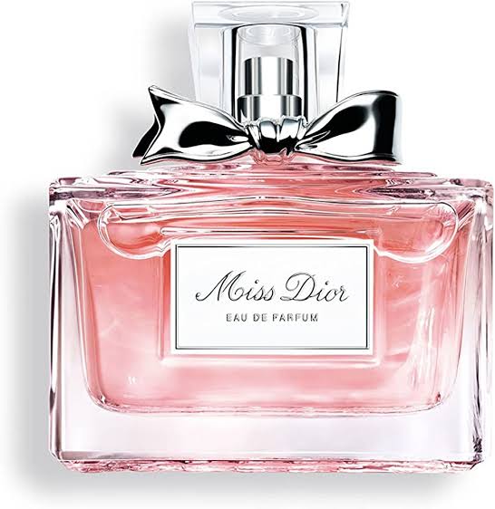 DAM#19 Inspirado en: MISS DIOR BY DIOR